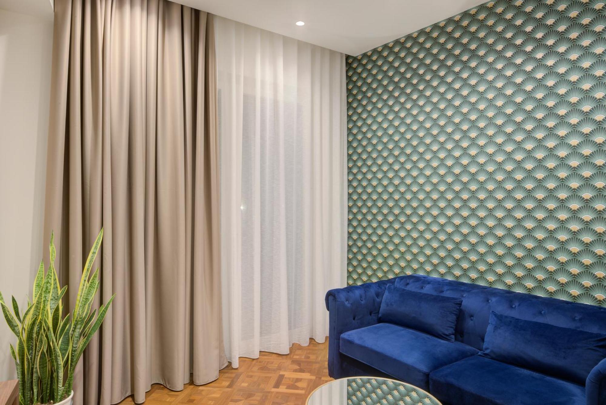 Well Suites - Piazza Dei Martiri ナポリ エクステリア 写真