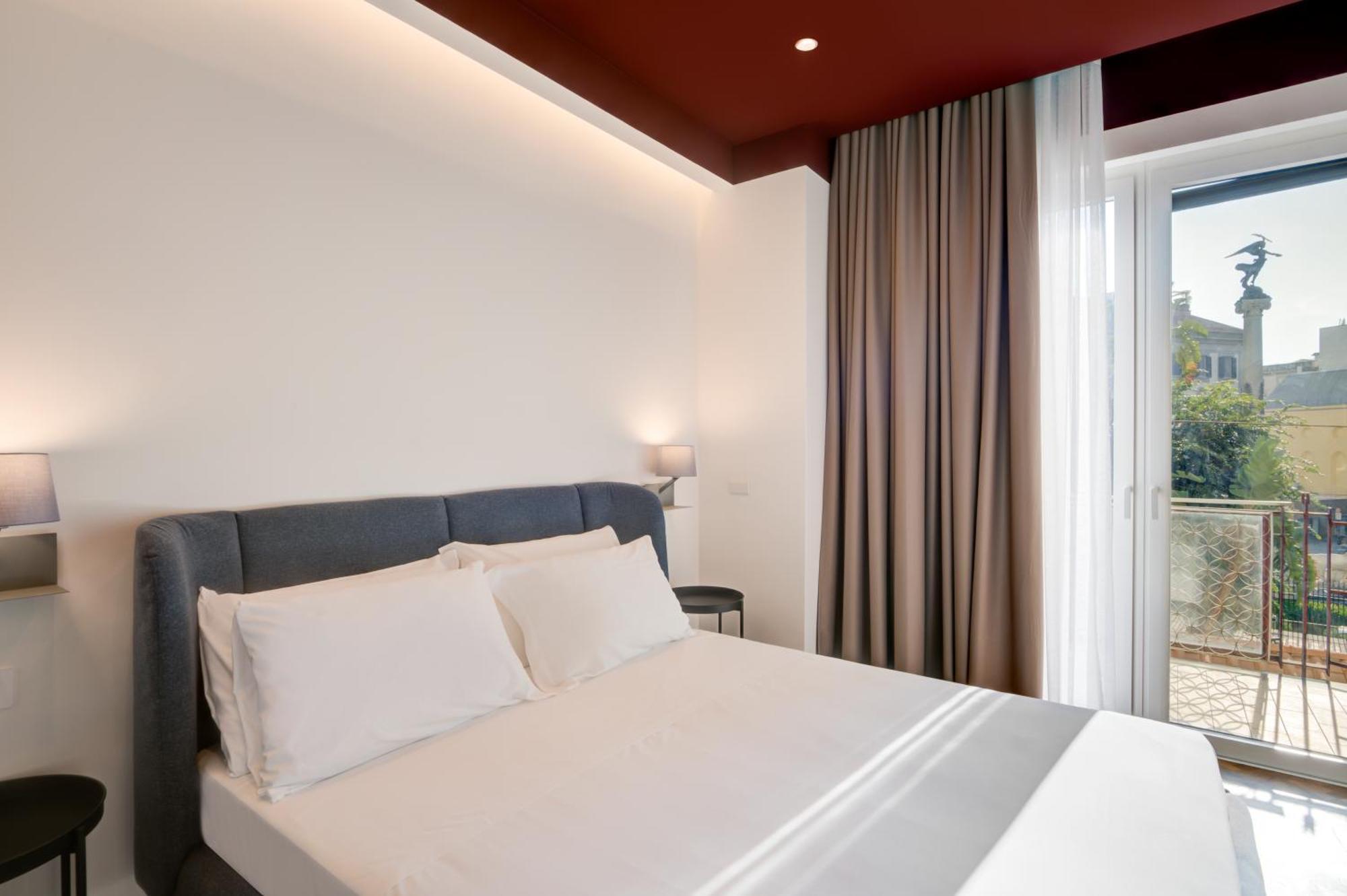 Well Suites - Piazza Dei Martiri ナポリ エクステリア 写真