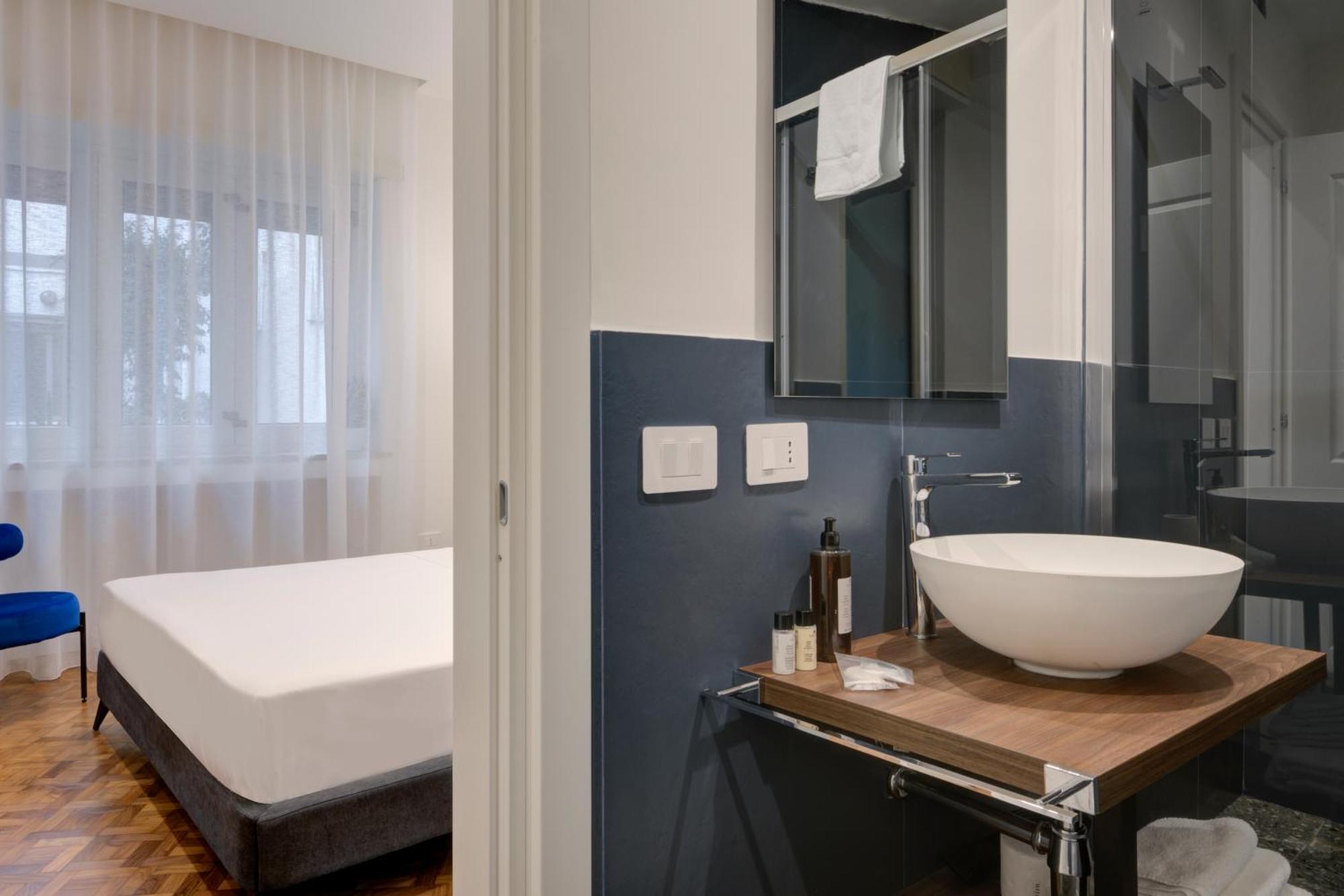 Well Suites - Piazza Dei Martiri ナポリ エクステリア 写真