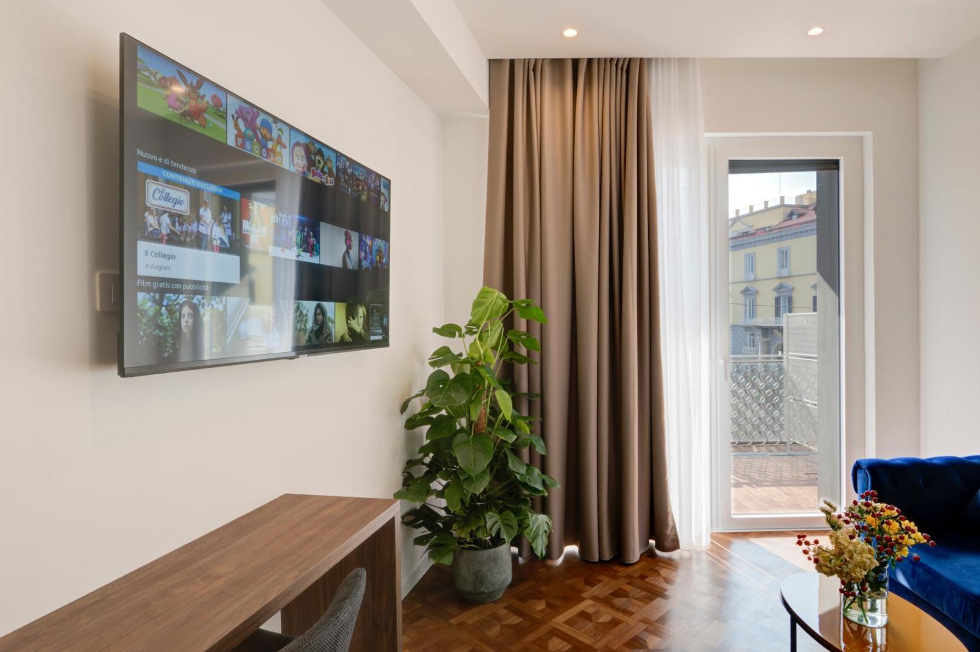 Well Suites - Piazza Dei Martiri ナポリ エクステリア 写真